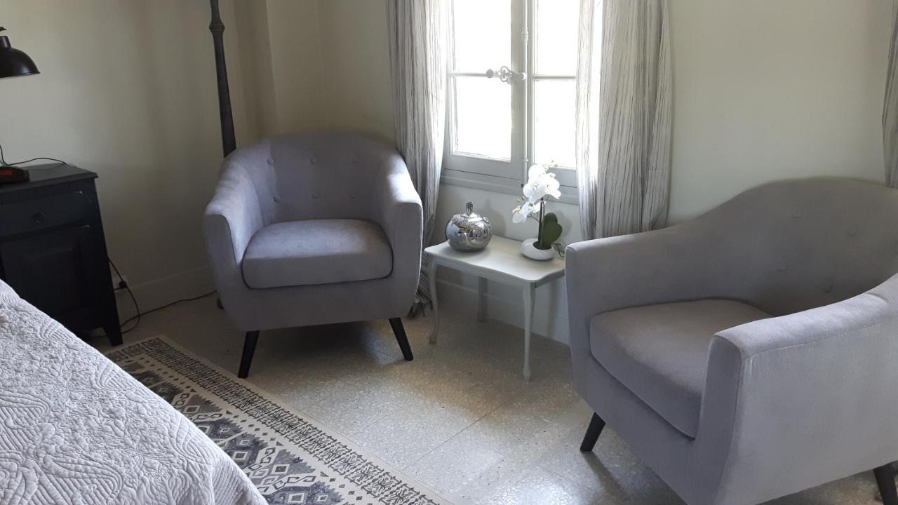 Chambres D'Hotes Des Gens Heureux Saint-Hippolyte-du-Fort Exteriör bild