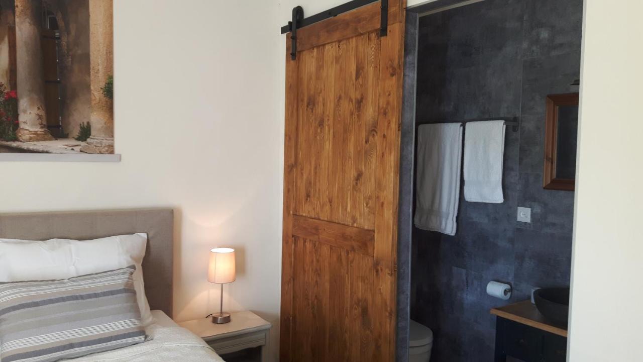 Chambres D'Hotes Des Gens Heureux Saint-Hippolyte-du-Fort Exteriör bild